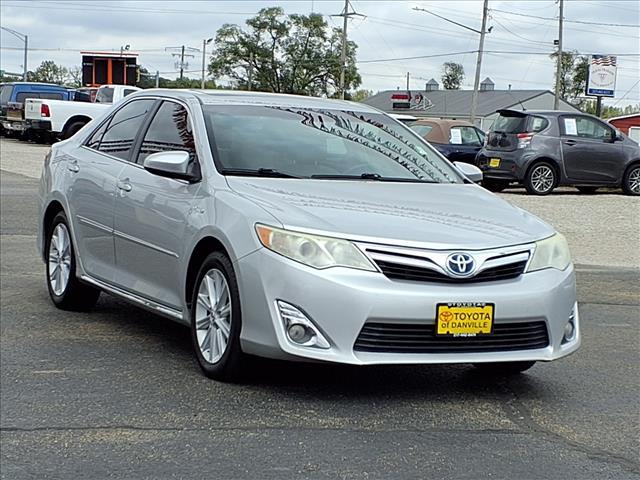 used 2014 Toyota Camry Hybrid car, priced at $14,995