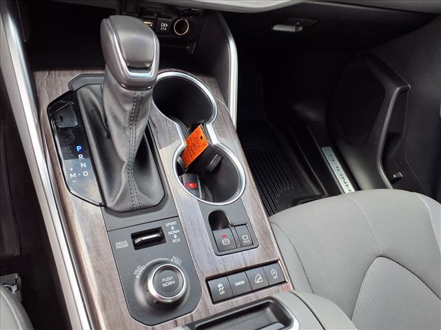 used 2021 Toyota Highlander car, priced at $36,995