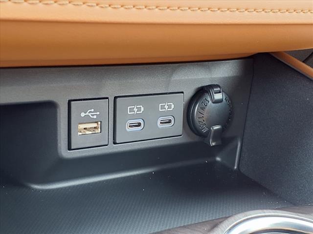 new 2025 Toyota Highlander car, priced at $57,086