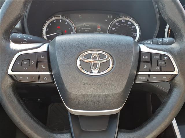 used 2023 Toyota Highlander car, priced at $33,995