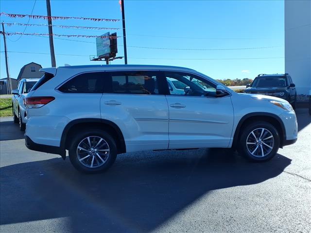 used 2018 Toyota Highlander car, priced at $21,995