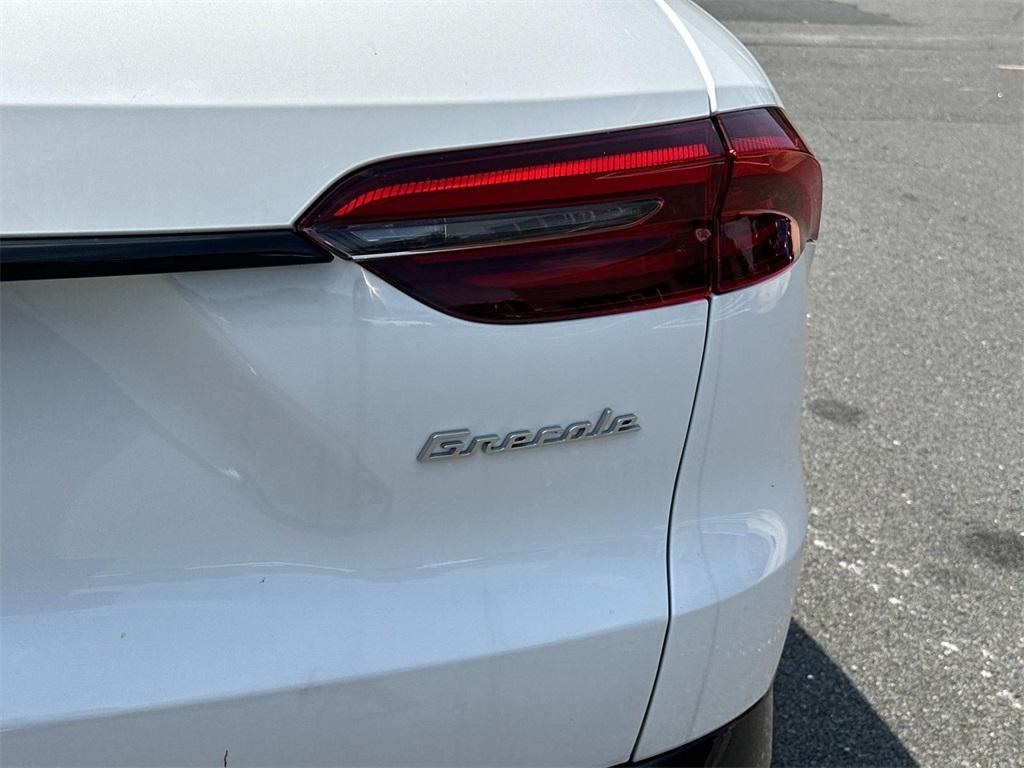 new 2025 Maserati Grecale car, priced at $78,445