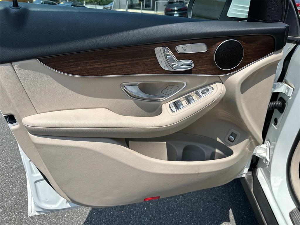 used 2022 Mercedes-Benz GLC 300 car, priced at $34,668