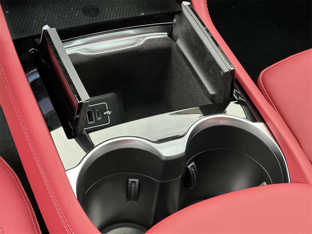 new 2025 Maserati Grecale Folgore car, priced at $99,745