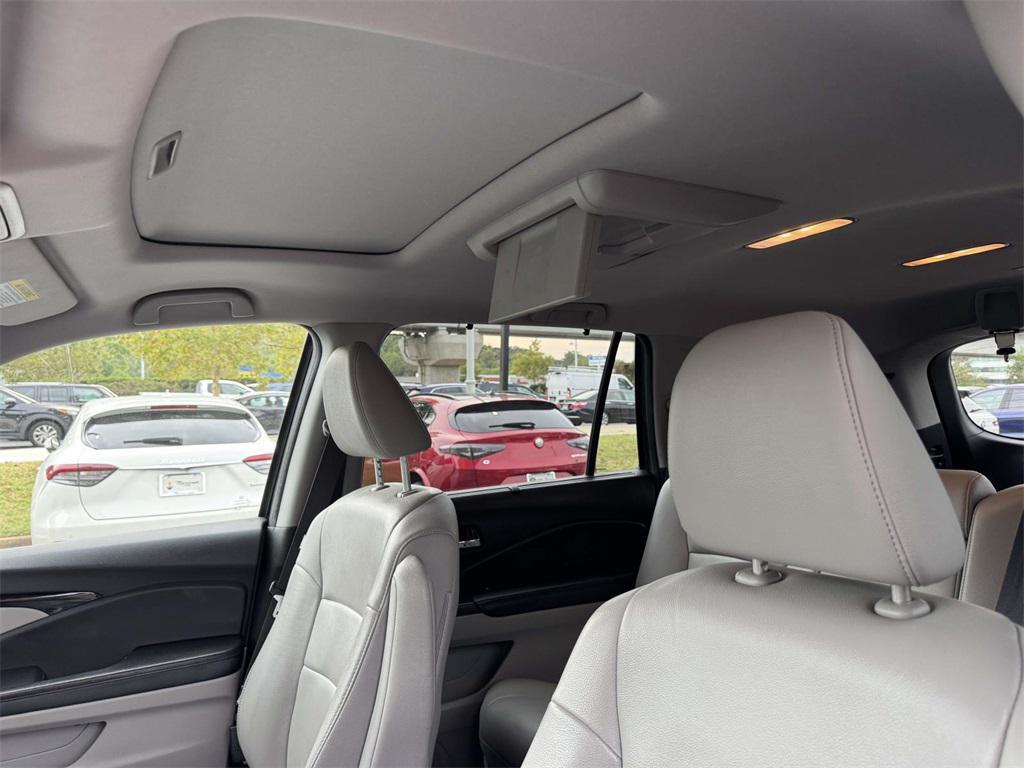 used 2016 Honda Pilot car, priced at $18,200