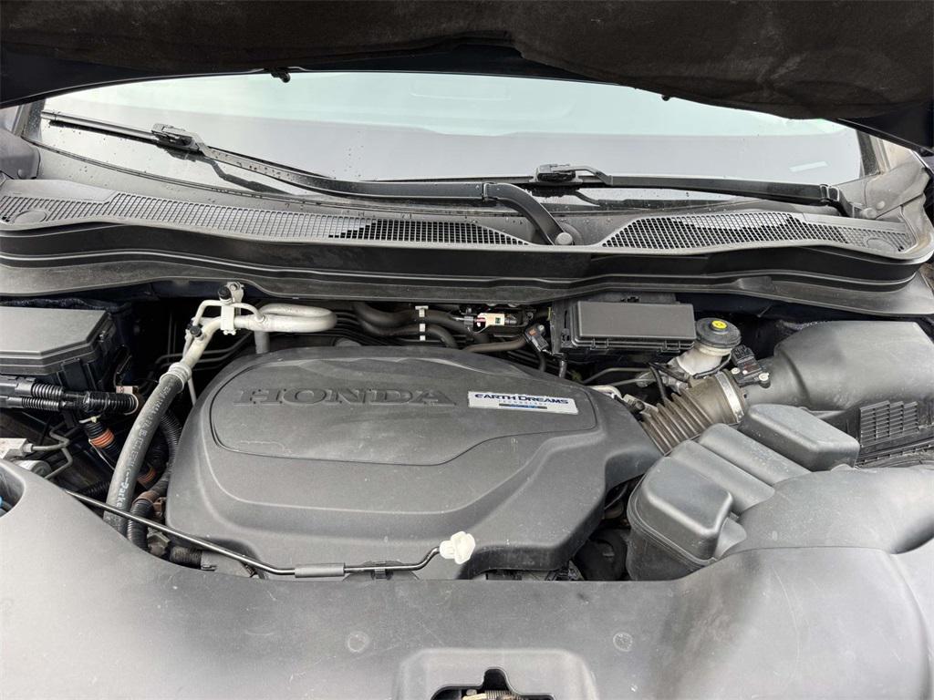 used 2016 Honda Pilot car, priced at $18,200