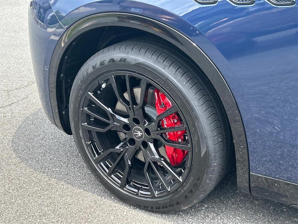 new 2025 Maserati Grecale car, priced at $95,945