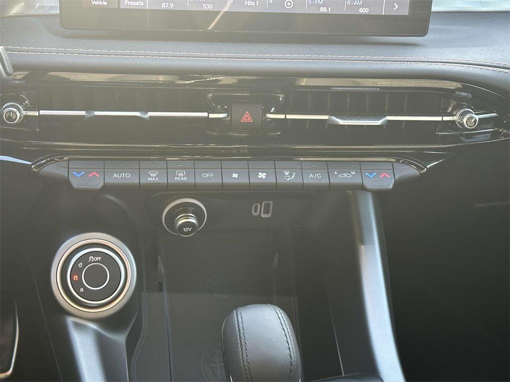 new 2024 Alfa Romeo Tonale car, priced at $44,300
