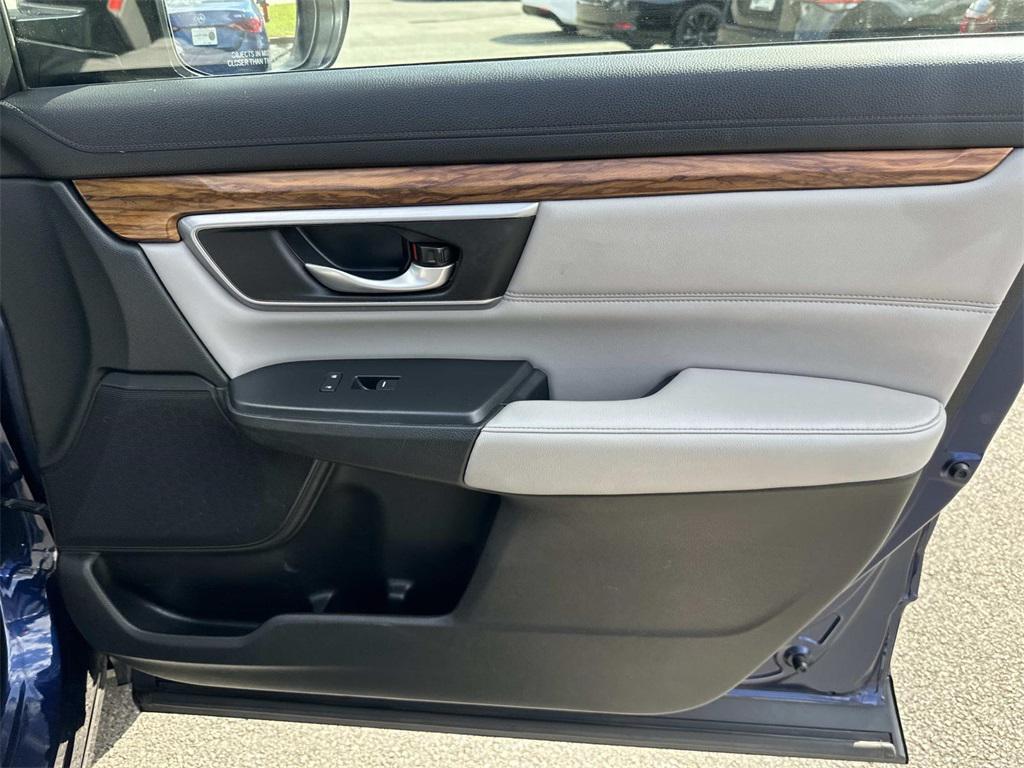 used 2017 Honda CR-V car, priced at $18,200