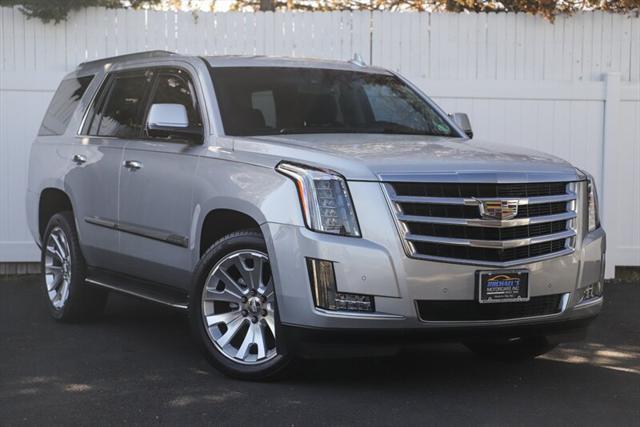 used 2016 Cadillac Escalade car, priced at $29,995