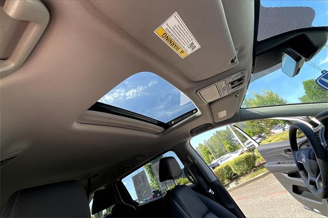 used 2024 Honda Odyssey car, priced at $39,500