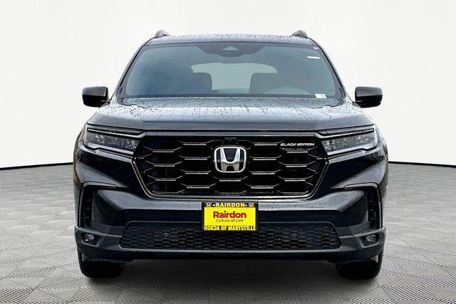 new 2025 Honda Pilot car, priced at $56,075