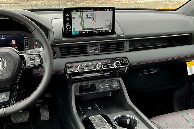 new 2025 Honda Pilot car, priced at $56,075