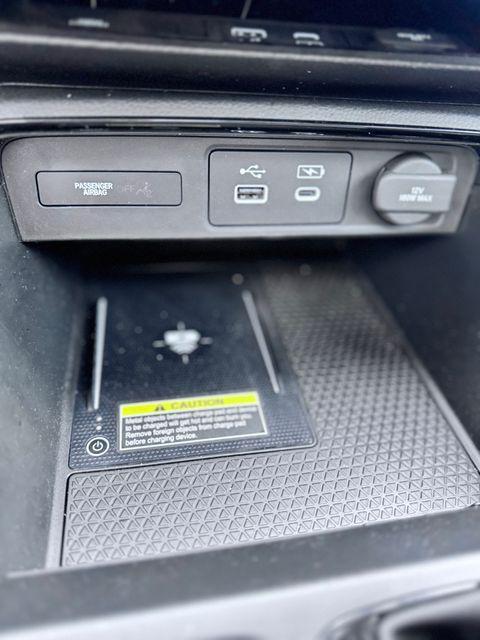 used 2023 Honda CR-V car, priced at $31,000