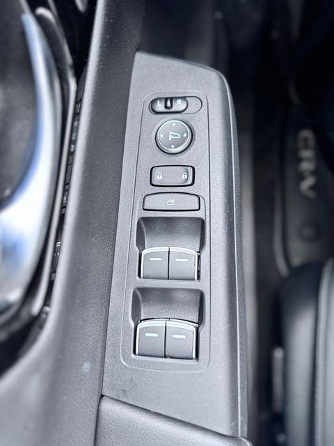 used 2023 Honda CR-V car, priced at $31,000