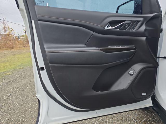 used 2021 GMC Acadia car, priced at $27,500