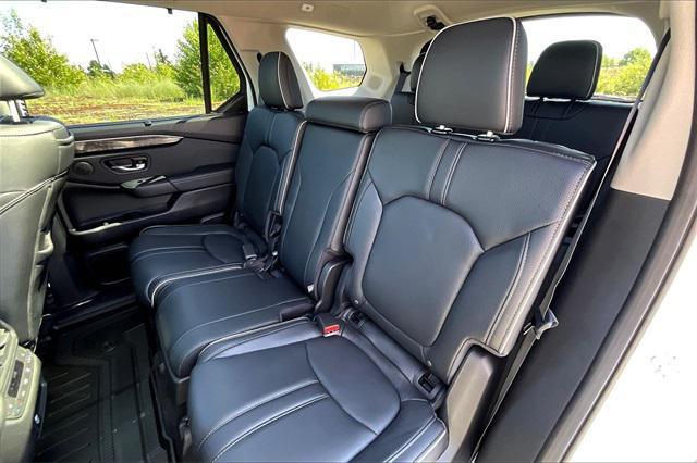 new 2025 Honda Pilot car, priced at $56,705