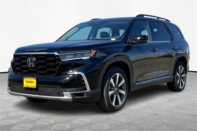 new 2025 Honda Pilot car, priced at $50,332