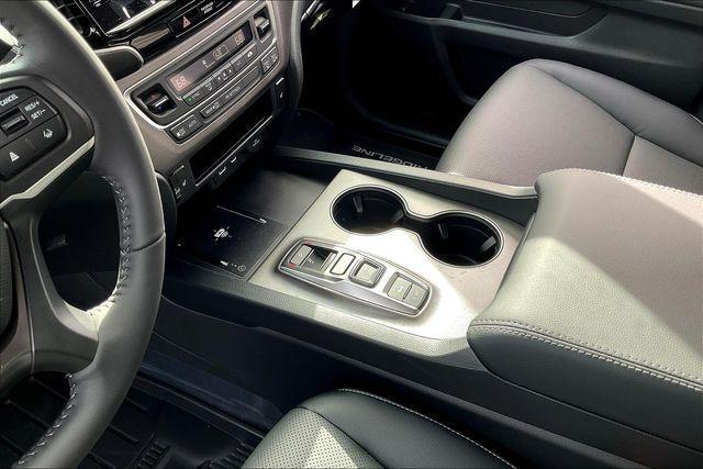 new 2025 Honda Ridgeline car, priced at $38,987