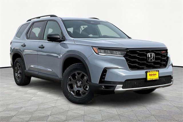 new 2025 Honda Pilot car, priced at $51,830