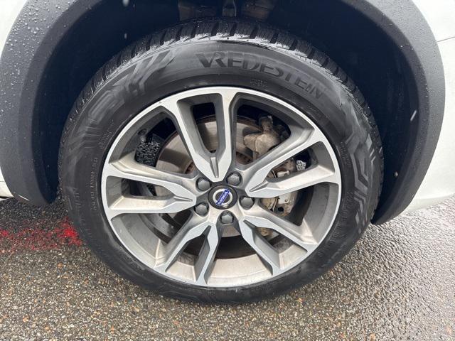 used 2017 Volvo V60 Cross Country car, priced at $13,500