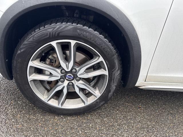 used 2017 Volvo V60 Cross Country car, priced at $13,500