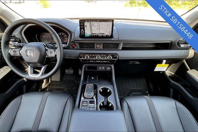 new 2025 Honda Pilot car, priced at $49,487