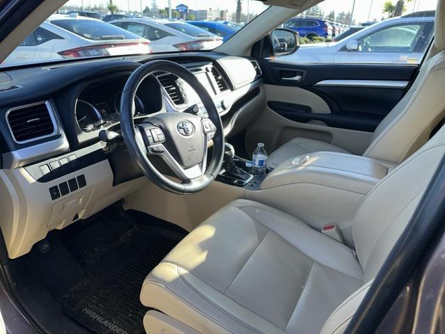 used 2018 Toyota Highlander car, priced at $25,500