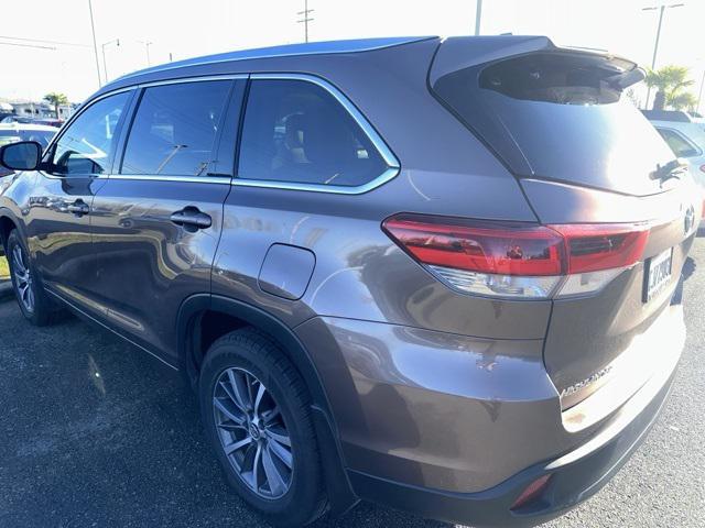 used 2018 Toyota Highlander car, priced at $25,500