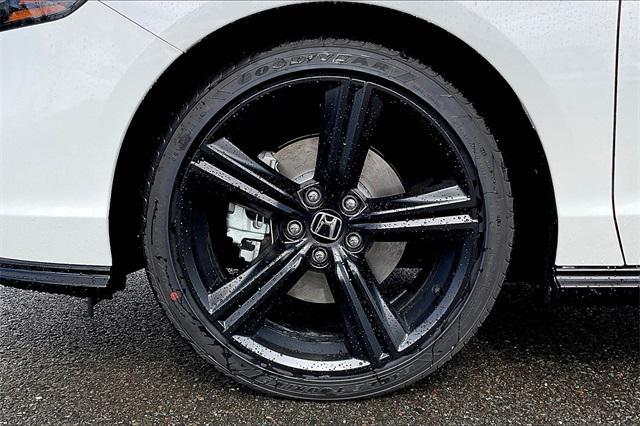 new 2025 Honda Accord Hybrid car, priced at $36,980