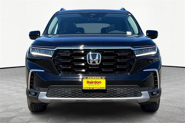 new 2025 Honda Pilot car, priced at $54,530