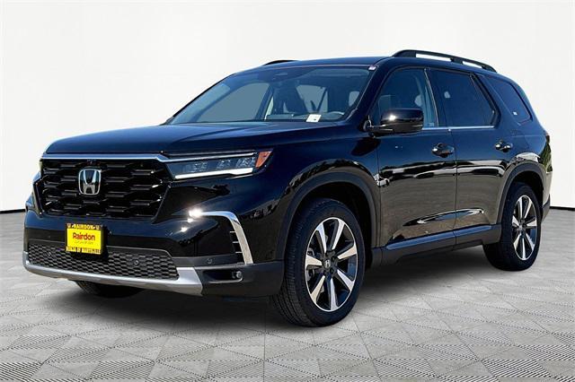 new 2025 Honda Pilot car, priced at $54,530