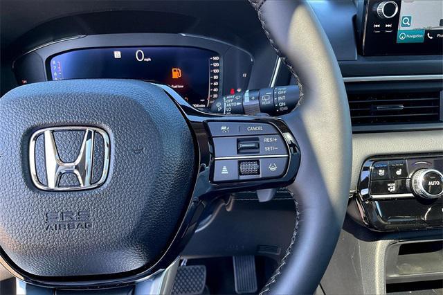 new 2025 Honda Pilot car, priced at $54,530