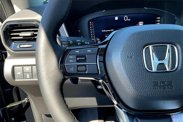 new 2025 Honda Pilot car, priced at $54,530