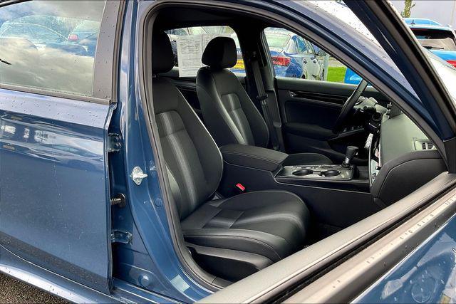 used 2025 Honda Civic Hybrid car, priced at $28,500