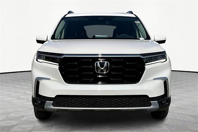 new 2025 Honda Pilot car, priced at $53,225