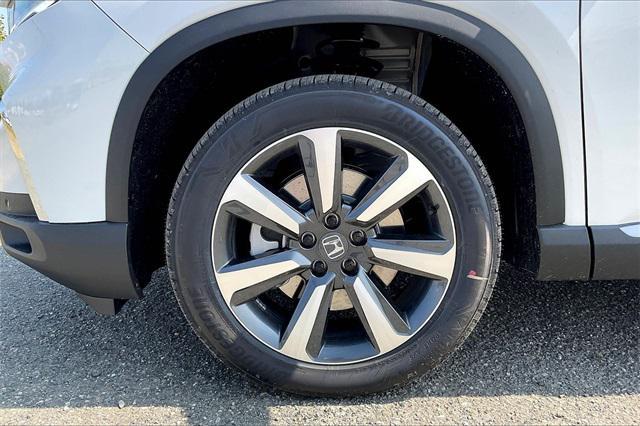 new 2025 Honda Pilot car, priced at $53,225