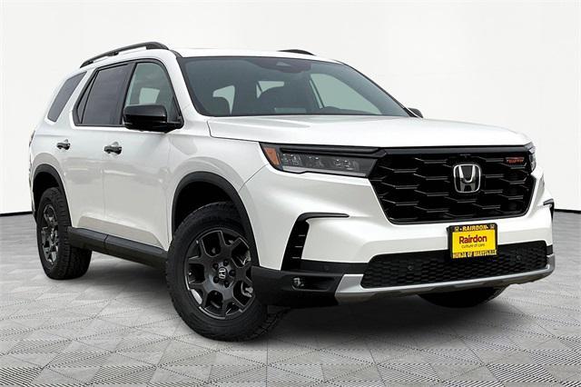 new 2025 Honda Pilot car, priced at $48,339