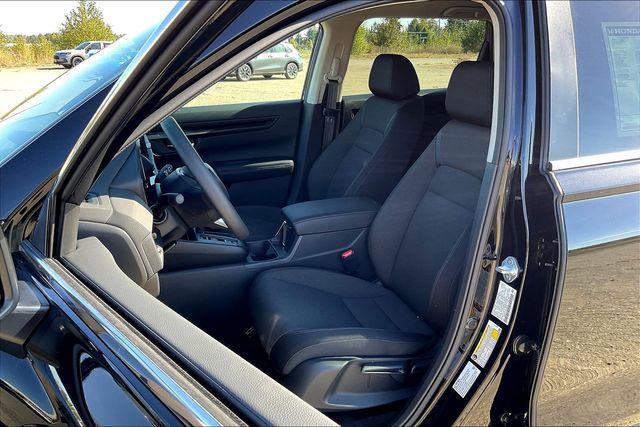 new 2026 Honda CR-V car, priced at $32,987