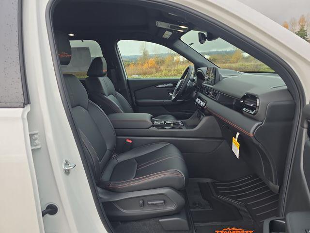 new 2025 Honda Pilot car, priced at $50,330