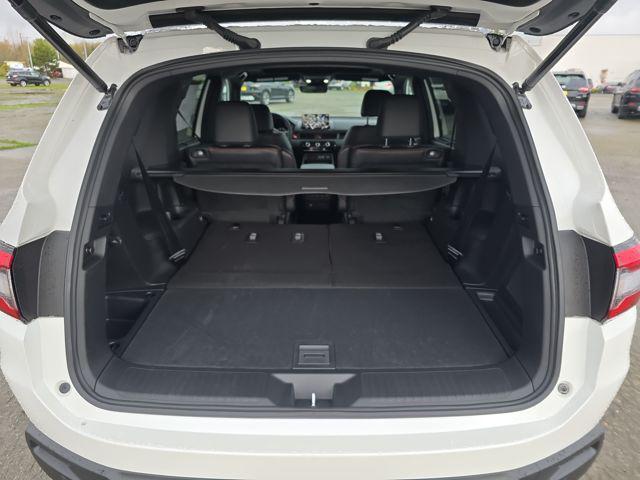 new 2025 Honda Pilot car, priced at $50,330