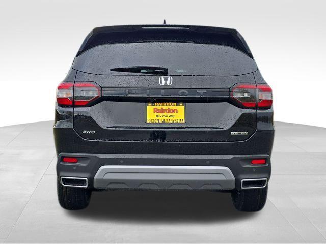 new 2025 Honda Pilot car, priced at $52,995