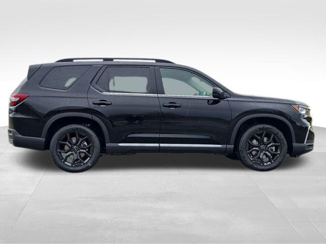 new 2025 Honda Pilot car, priced at $52,995
