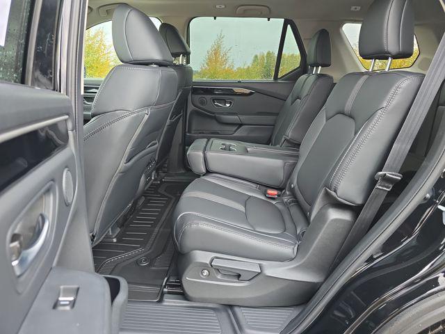 new 2025 Honda Pilot car, priced at $52,995