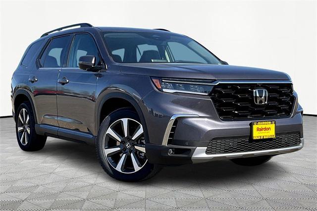 new 2025 Honda Pilot car, priced at $54,175