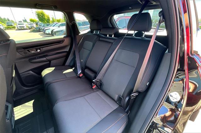 new 2026 Honda CR-V Hybrid car, priced at $40,195