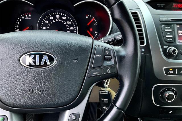 used 2014 Kia Sorento car, priced at $9,500