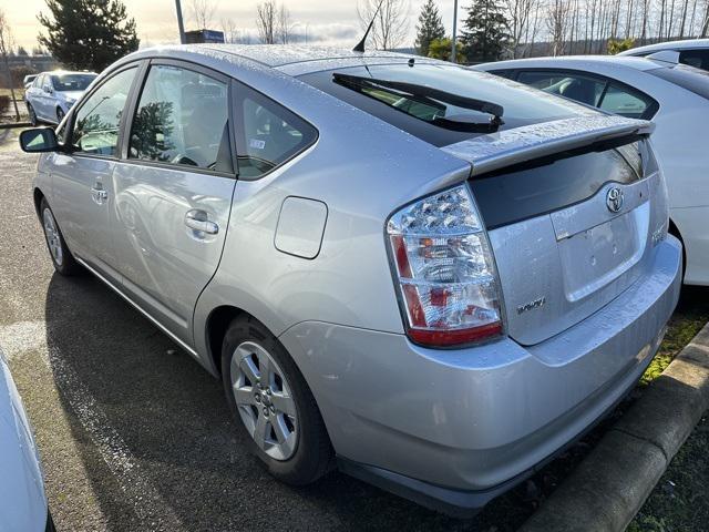 used 2007 Toyota Prius car, priced at $8,000