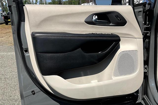 used 2023 Chrysler Pacifica car, priced at $23,500