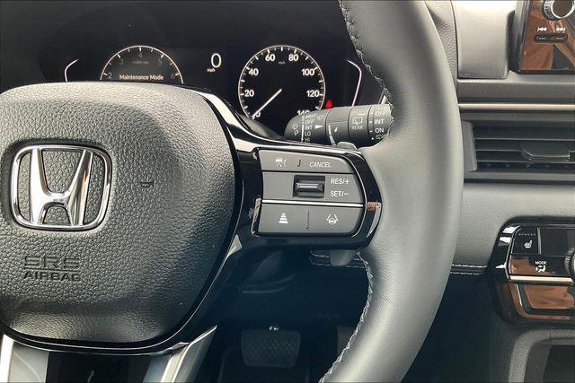 new 2025 Honda Pilot car, priced at $45,997